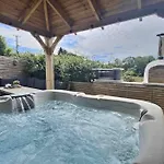Teapot In Ennerdale - Hot Tub Pizza Oven Log Burner Cleator