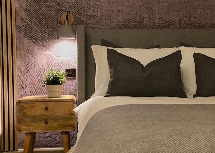 Teapot In Ennerdale - Hot Tub Pizza Oven Log Burner * Cleator