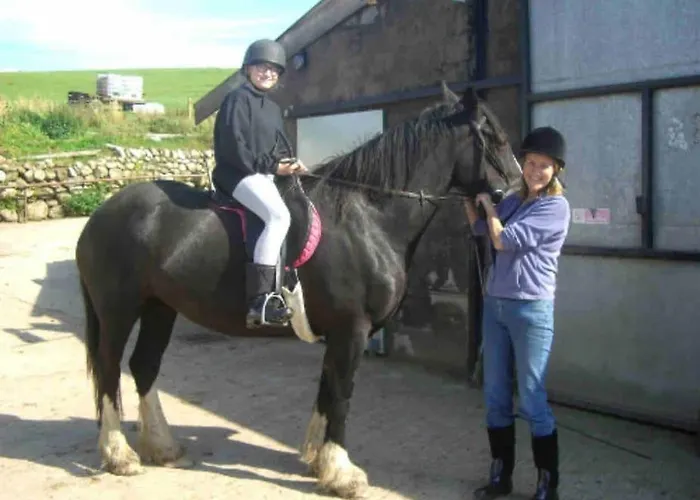 Teapot In Ennerdale - Hot Tub Pizza Oven Log Burner * Cleator