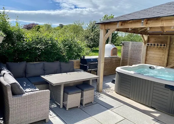 Teapot In Ennerdale - Hot Tub Pizza Oven Log Burner Vakantiehuis *